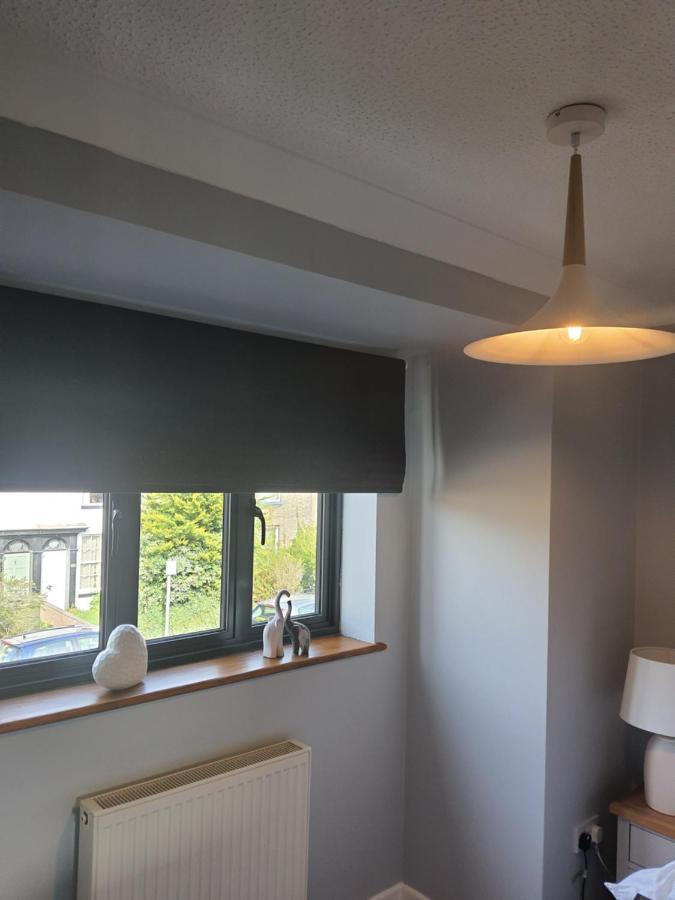 Country Style, 2 Bedroom House, Parking And Superb Location NWI Zewnętrze zdjęcie
