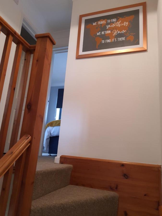 Country Style, 2 Bedroom House, Parking And Superb Location NWI Zewnętrze zdjęcie