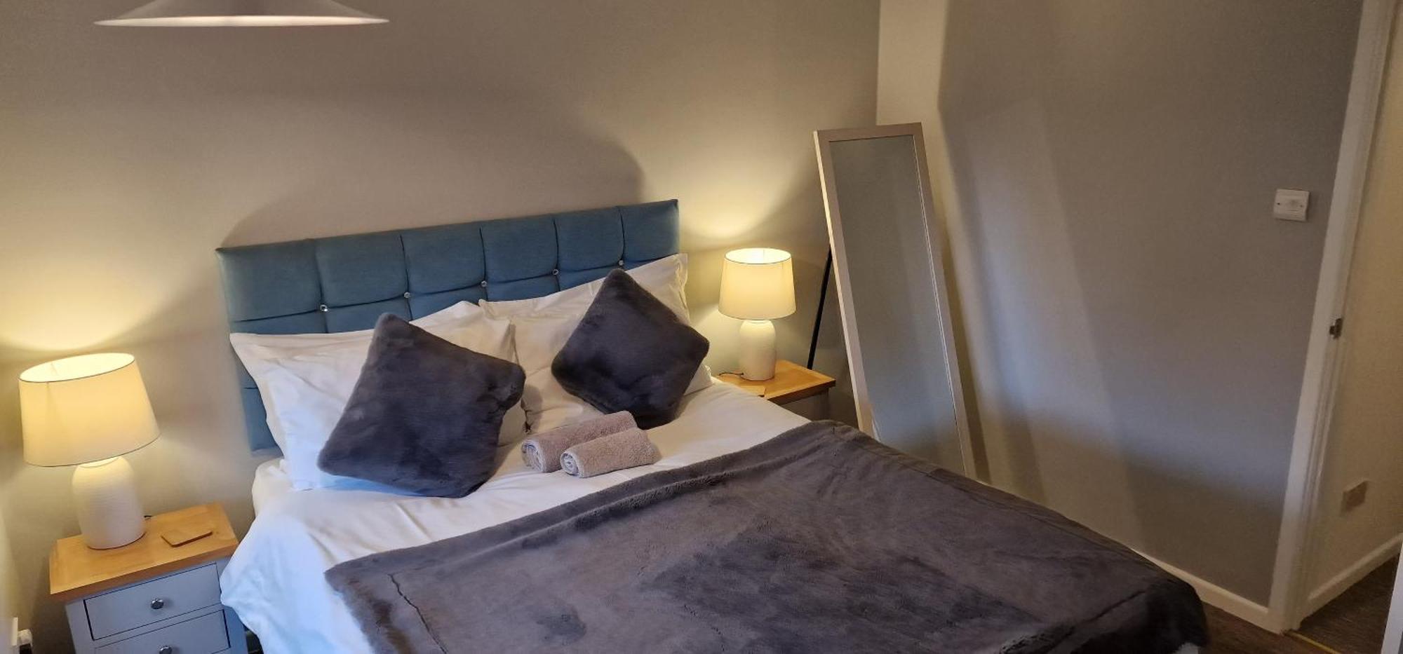 Country Style, 2 Bedroom House, Parking And Superb Location NWI Zewnętrze zdjęcie